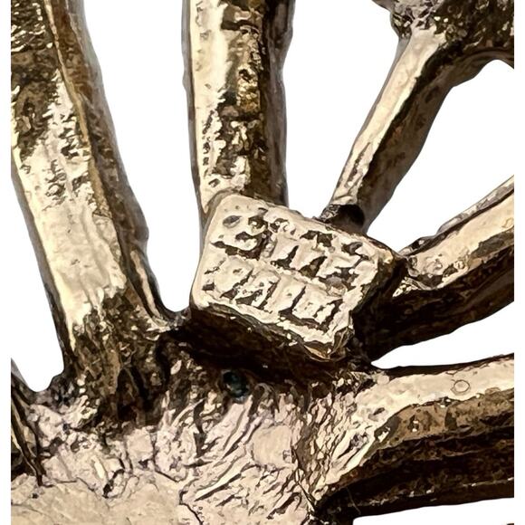 Brooches Mixed Lot 12 Variety Styles Materials Some Signed Wearable Vtg To Now - Picture 10 of 16